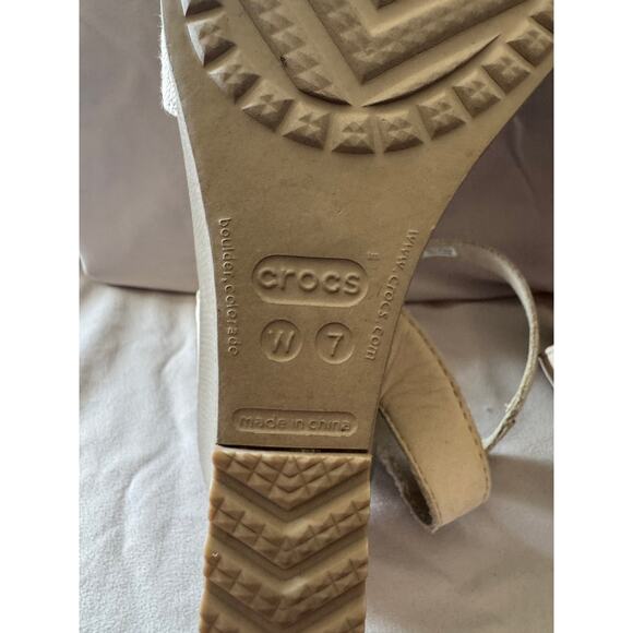 Crocs Women’s Beige Canvas Strap Wedge Sandals Size 7 – Excellent Condition - Picture 6 of 6